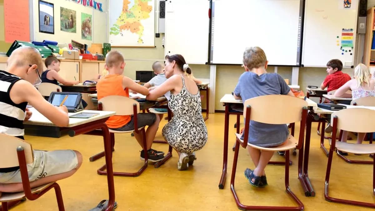 Pozițiile relative a două drepte: greșeli și exemple rezolvate
